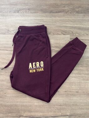 Y2K Aeropostale Men’s Streetwear Jogger Sweatpants